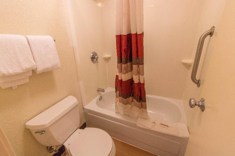キングサイズベッドのスーペリアルーム, Red Roof Inn Hilton Head Island