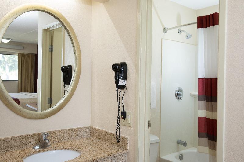 スイート, Red Roof Inn Hilton Head Island
