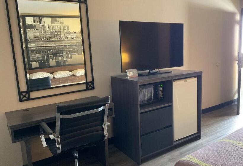 Camera Standard Letto King Accessibile ai persone con mobilità ridotta, Super 8 By Wyndham Chattanooga/east Ridge