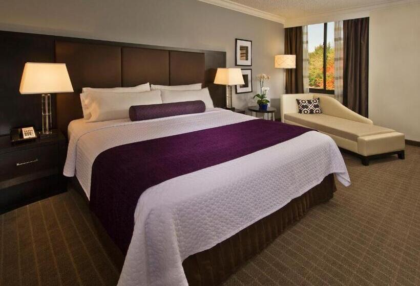 프리미엄 룸, Crowne Plaza Suffern Mahwah, An Ihg