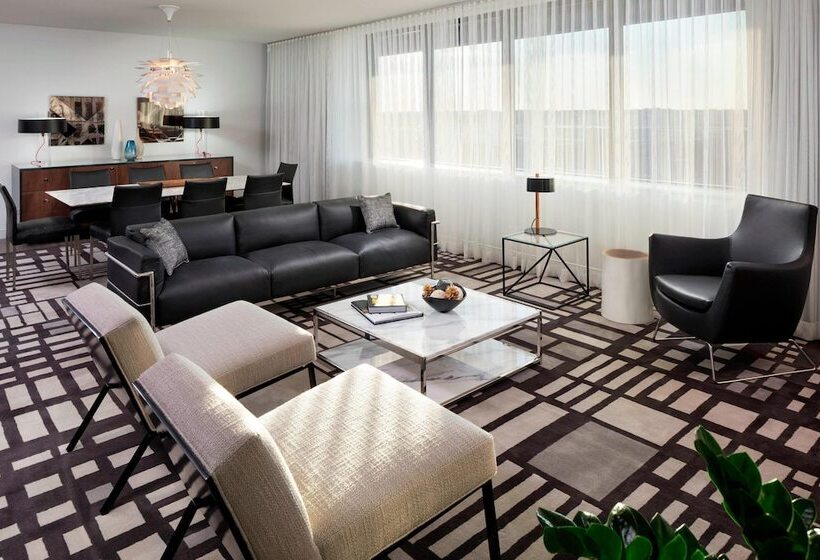 Президентский Люкс, Le Méridien Chicago  Oakbrook Center