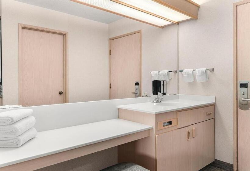 Люкс Адаптированный для Инвалидов, Columbia River Hotel, Ascend Hotel Collection