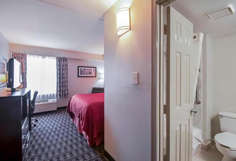 Номер Стандарт, Quality Inn Near Potomac Mills