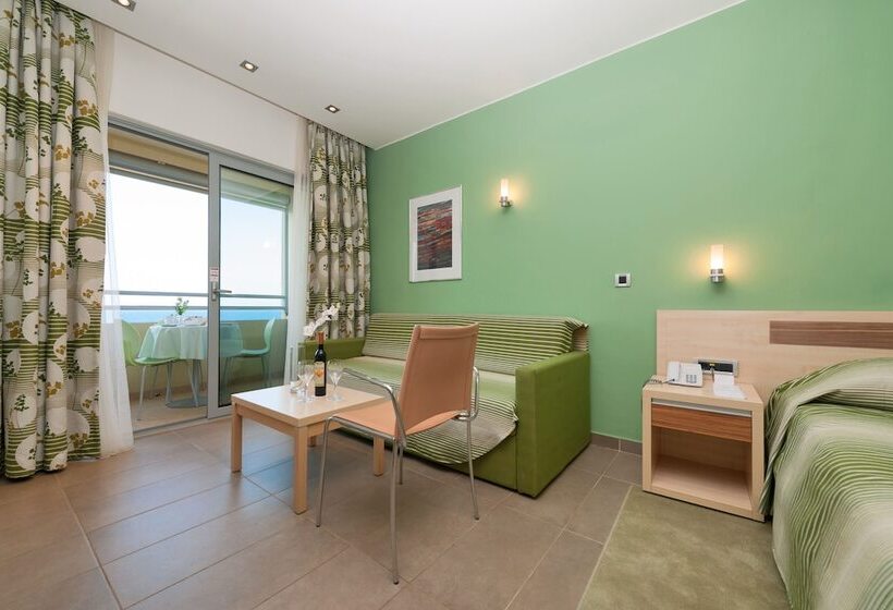 Трехместный Номер Премиум, Maistra Select Belvedere Resort