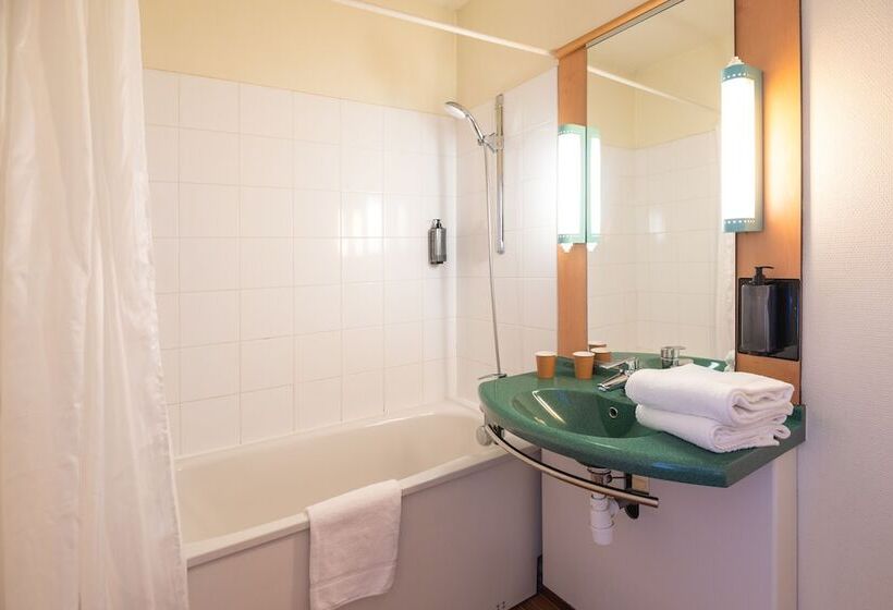 Номер Стандарт, B&B HOTEL Rouen Centre Rive Gauche