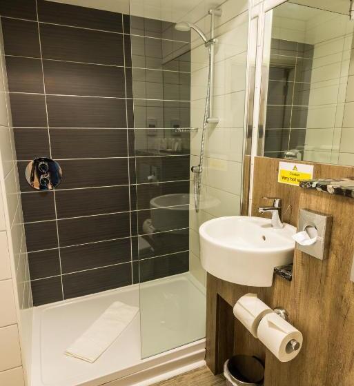 Номер Basic, Cairn Hotel & Apartments