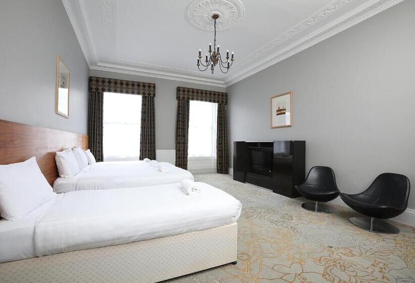 Дом 4 Спальни, Cairn Hotel & Apartments