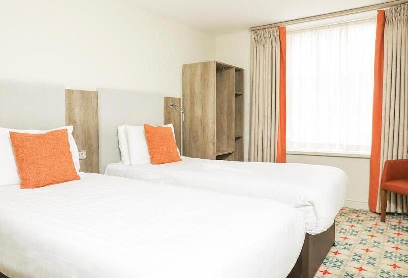 Номер Стандарт, Cairn Hotel & Apartments