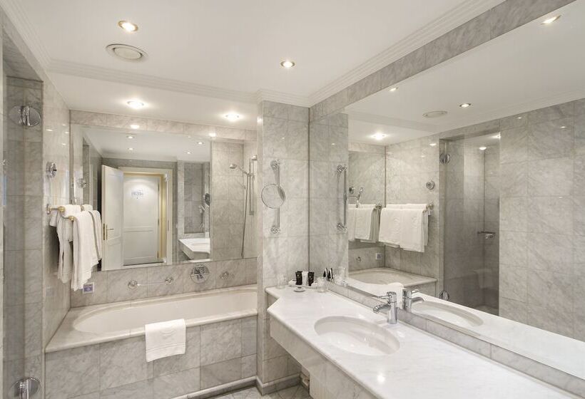 带阳台的豪华间, Dvorak Spa & Wellness