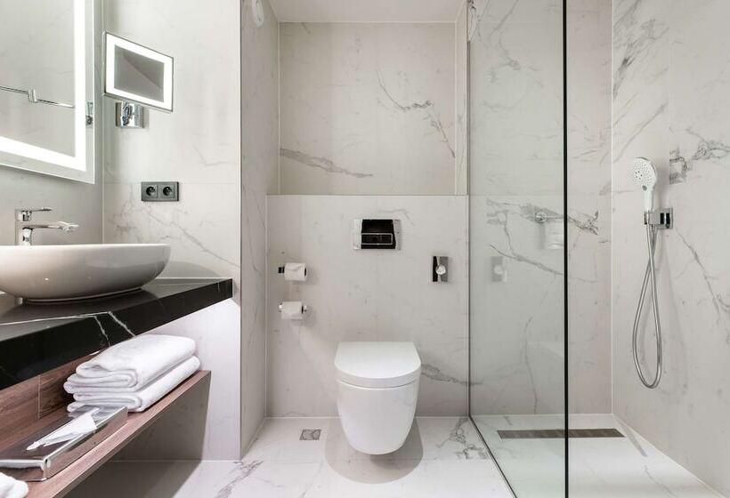 اتاق سوپریور, Radisson Collection Grand Place Brussels
