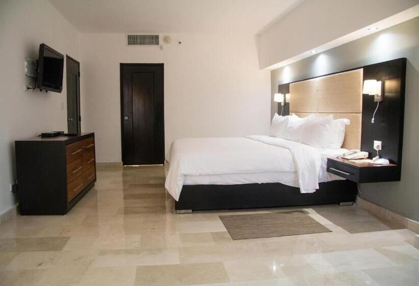 סוויטה, Radisson Hotel Santo Domingo