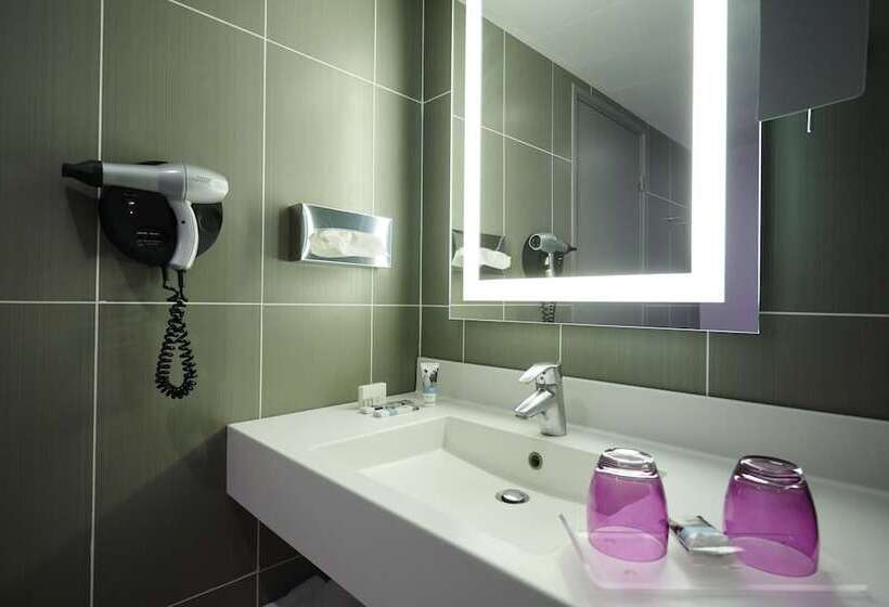 Номер Престиж, Mercure Arras Centre Gare