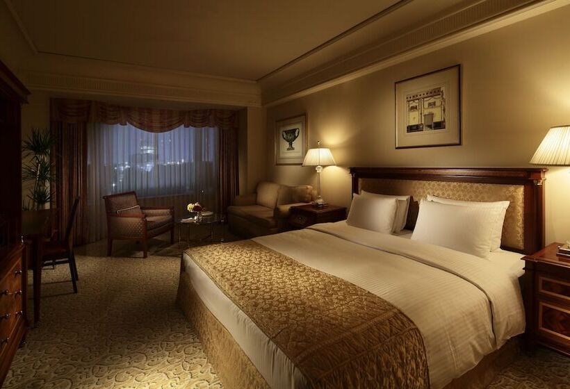 Номер Deluxe, Rihga Royal Hotel Tokyo