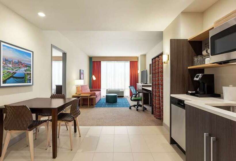 Студия Стандарт, Embassy Suites By Hilton Montreal Airport