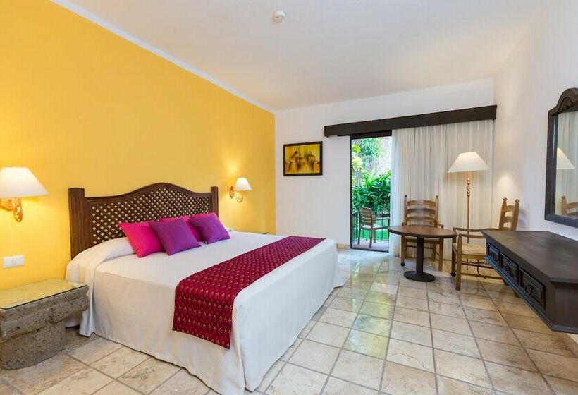 חדר סופריור עם מיטת קינג, Hacienda Buenaventura Hotel & Mexican Charm   All Inclusive