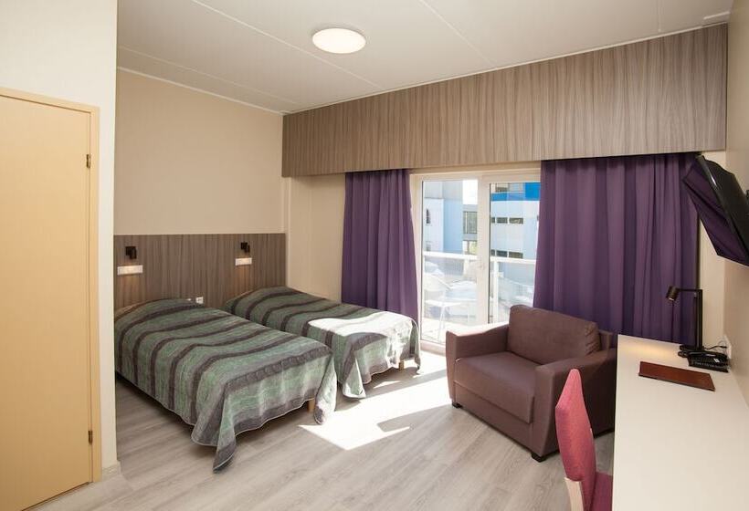 اتاق سوپریور با بالکن, Viiking Spa
