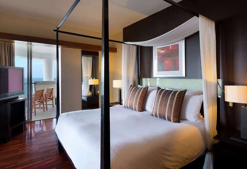 Люкс Кровать Кинг, Hilton Bali Resort