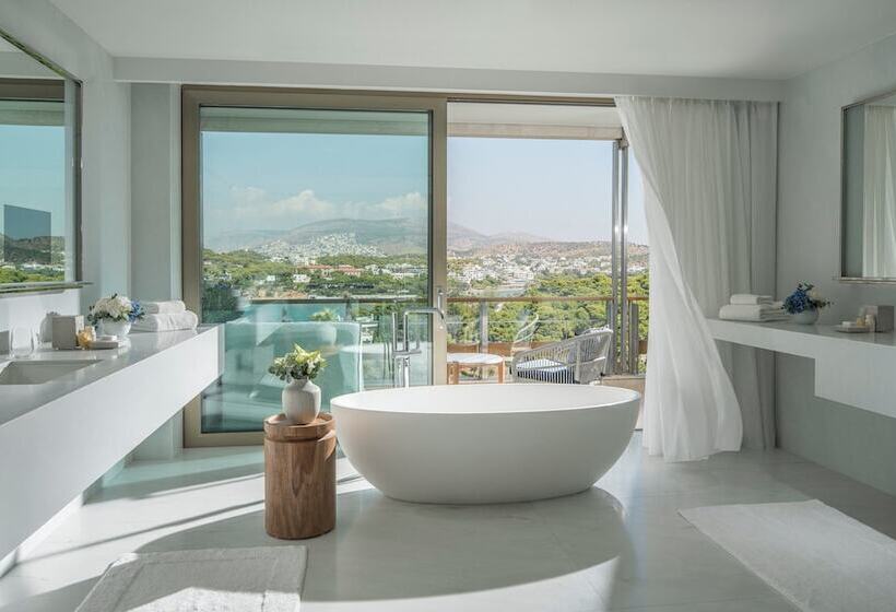 Люкс, Four Seasons Astir Palace Athens