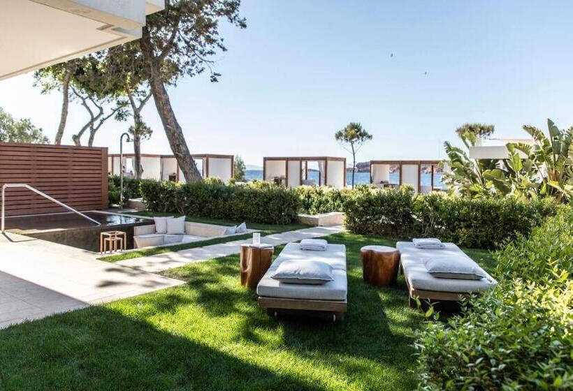 Люкс Кровать Кинг, Four Seasons Astir Palace Athens