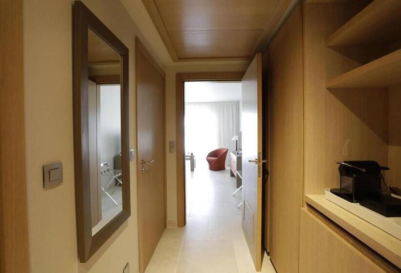 Номер Deluxe Вид на Море, La Villa Calvi