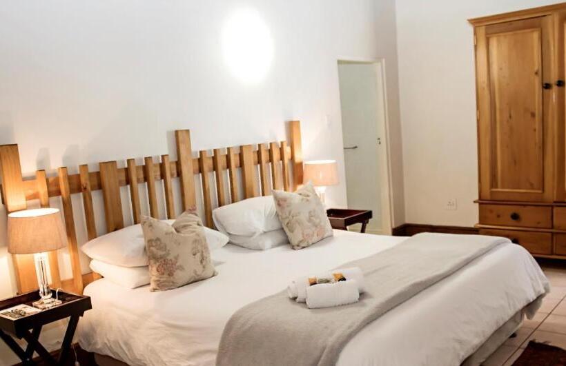 Номер Deluxe Кровать Кинг, Matoppo Inn