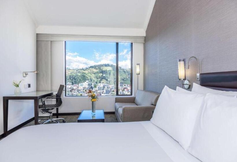 수피리어 룸, NH Collection Quito Royal