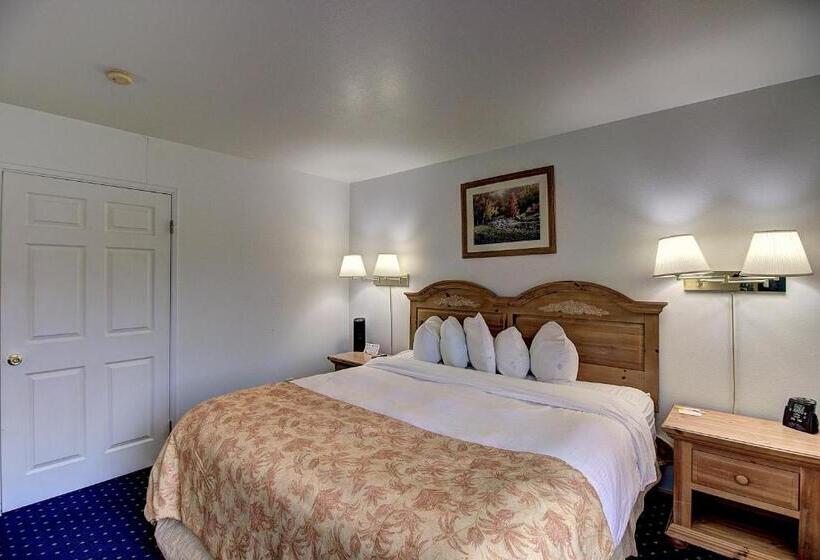 Номер Стандарт Кровать Квин Адаптированный для Инвалидов, Days Inn & Suites By Wyndham Lolo