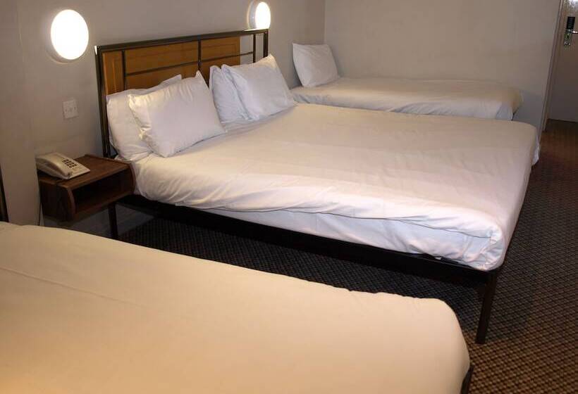 Четырехместный Номер Стандарт, 247hotel.com