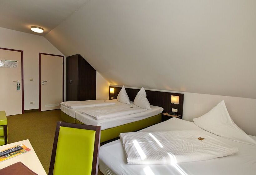 スタンダード４人部屋, Demas München Unterhaching