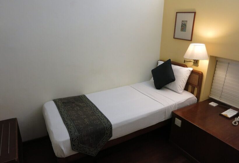 اتاق استاندارد یک نفره, Perak