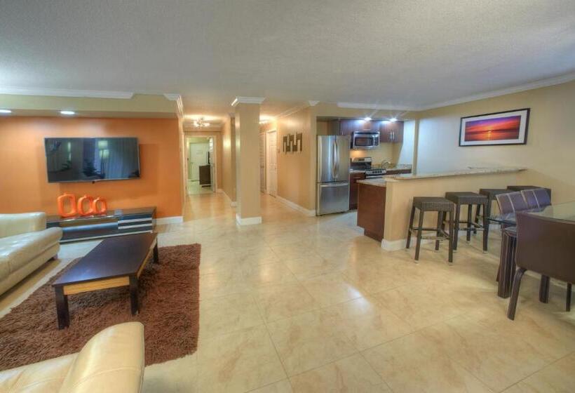 Люкс, Holiday Inn Resort Daytona Beach Oceanfront, An Ihg