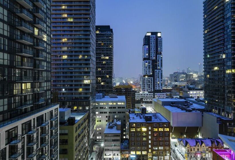 デラックススイート, Hyatt Regency Toronto
