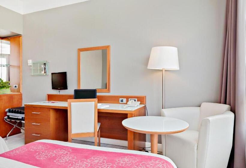 اتاق کلاسیک, Italiana Hotels Florence