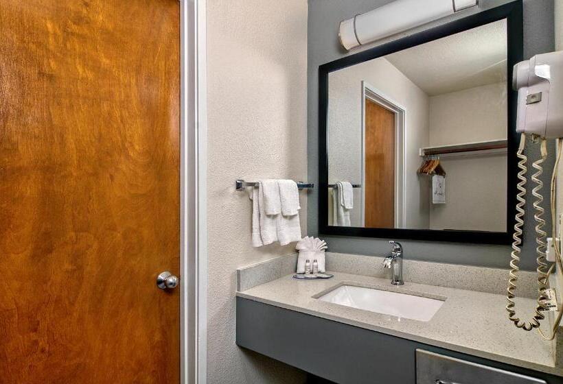 Номер Стандарт Адаптированный для Инвалидов, Quality Inn & Suites South San Jose / Morgan Hill