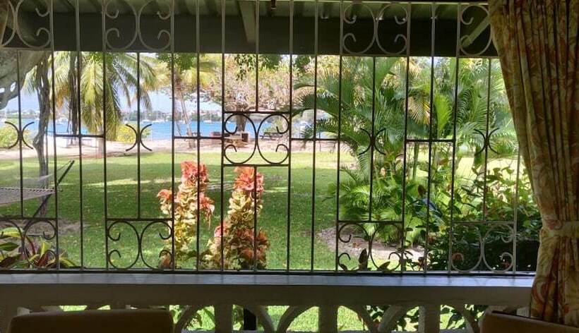 خانه 2 خوابه, Lance Aux Epines Cottages