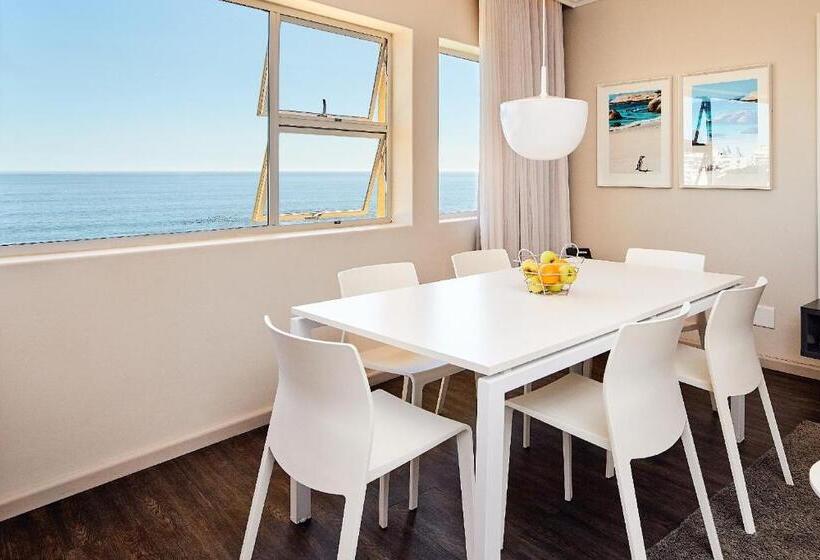 آپارتمان ممتاز دوخوابه رو به دریا, First Group Riviera Suites