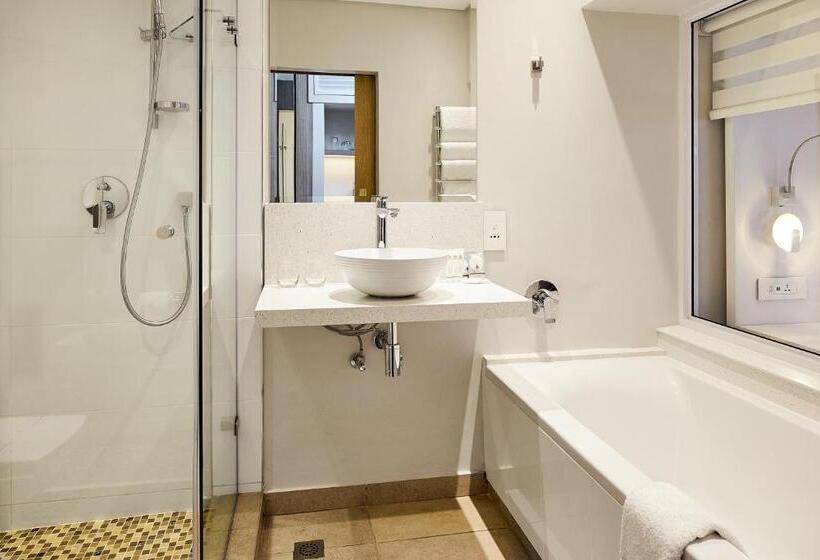 اتاق استاندارد با تراس, First Group Riviera Suites