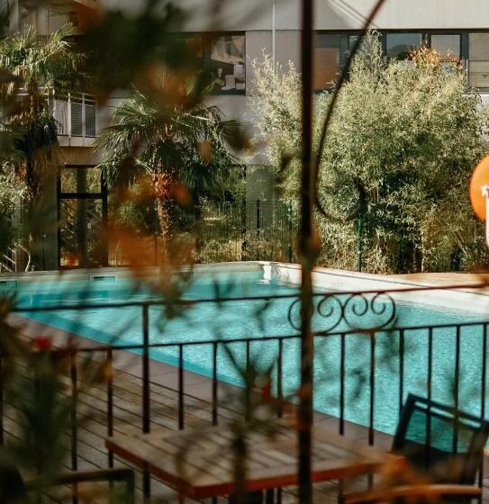 Индивидуальный Номер Классика, Best Western Le Galice Centre Ville