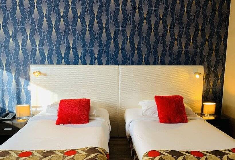 Номер Deluxe, Grand Hôtel De Nîmes 4 étoiles