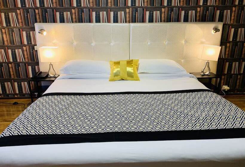 Номер Superior, Grand Hôtel De Nîmes 4 étoiles