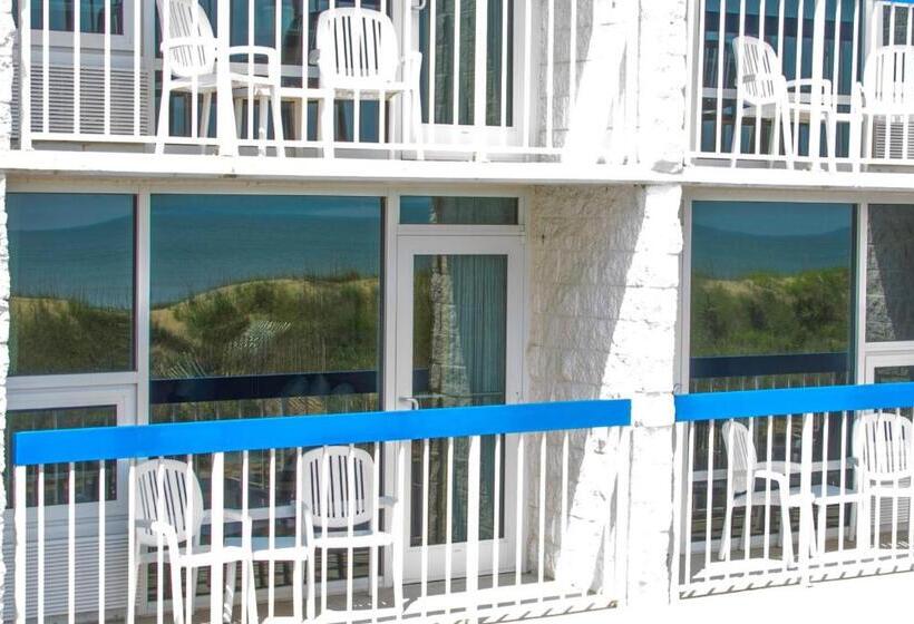Номер Стандарт Кровать Кинг Адаптированный для Инвалидов, Holiday Inn Express Nags Head Oceanfront, An Ihg