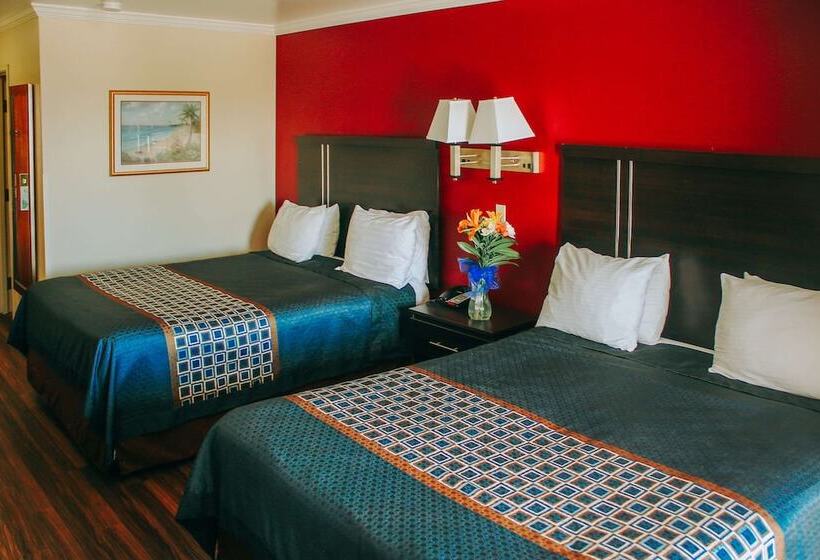 스탠다드 룸 더블 침대 2개, Rodeway Inn & Suites