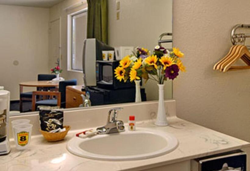 장애인용 디럭스룸, Super 8 By Wyndham Red Bluff