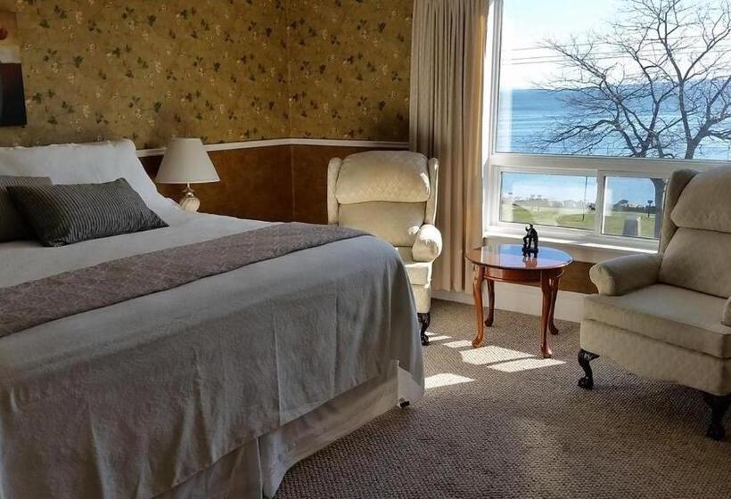 キングサイズベッドのスタンダードルーム, Bayside Inn