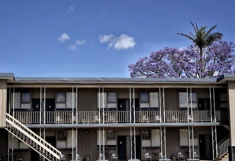 Номер Стандарт Индивидуальный, Country Motor Inn