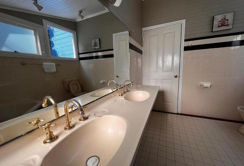 Люкс Кровать Кинг, The Boutique Hotel Blue Mountains