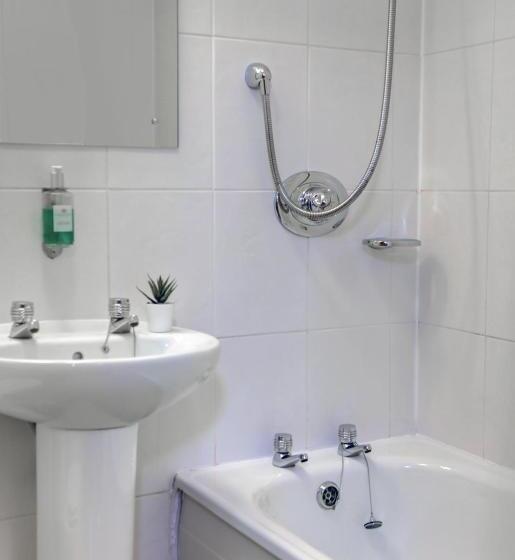 Номер Стандарт, Best Western Balgeddie House