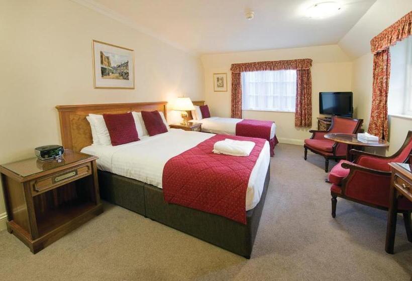 Номер Стандарт Трехместный, Orton Hall Hotel & Spa