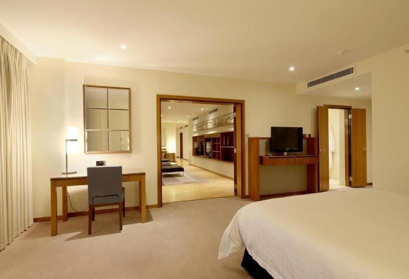 Президентский Люкс, Canary Riverside Plaza