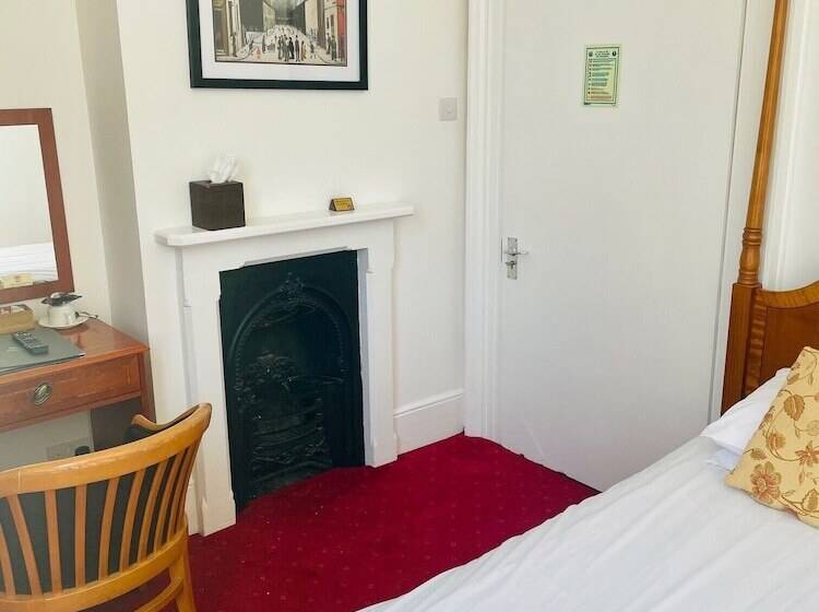 Номер Стандарт Индивидуальный, Canterbury Hotel Cottages And Apartment S